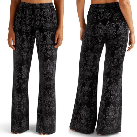 NWT Beyond Yoga Best Dressed Brocade Velvet Wide Leg Pull On Pants in Black - Picture 3 of 7